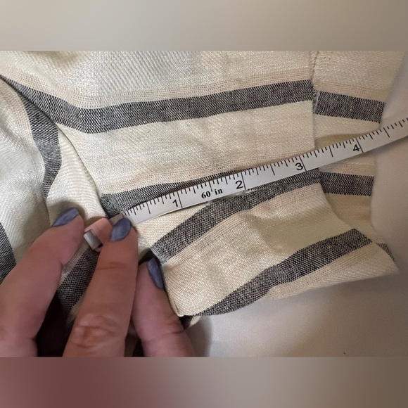 LOFT Striped Gray and Cream Women Shorts - Picture 12 of 13